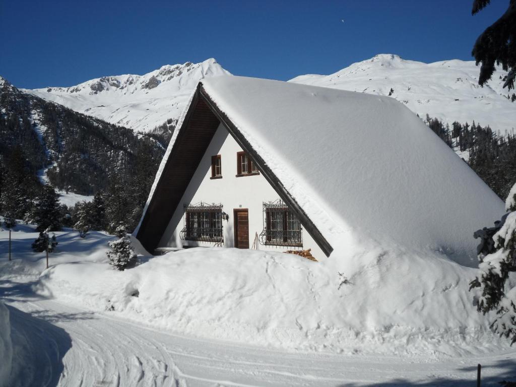 Chalet Atelier room 2
